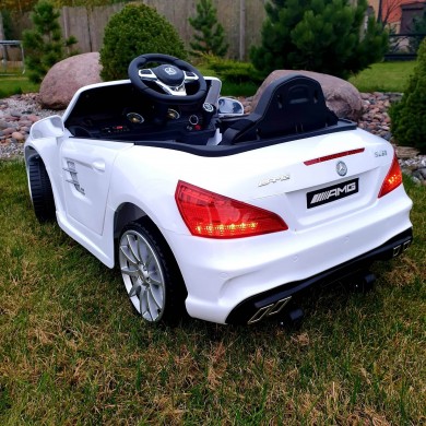 Elektromobilis Mercedes AMG SL 63 Red